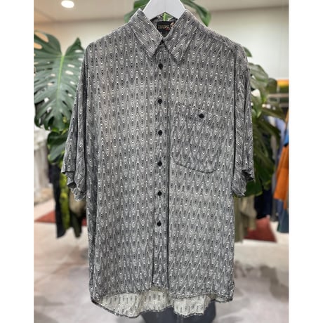 90s UneUne S/S Shirt