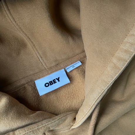 【マーキュリー】"OBEY" パーカー