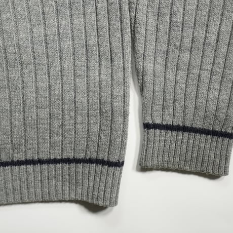 斜めZIP Knit Sweater