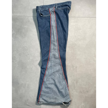 90-00s Side line Baggy Flare Denim