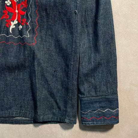 70s Flower Embroidery Mexican Shirt