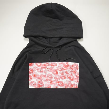 Kiss Mark Design Printed Hoodie