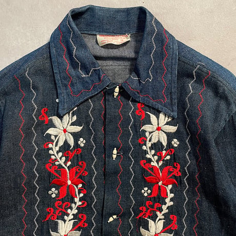 70s Flower Embroidery Mexican Shirt