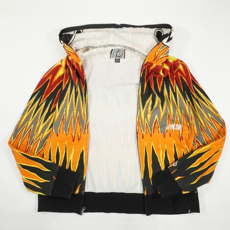 VOLCOM フード付きジャケット TRUE TO THIS VOLCOM フード付きジャケット TRUE TO THIS