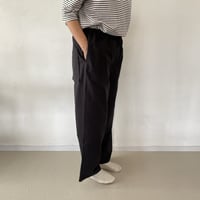 イージーパンツ　黒