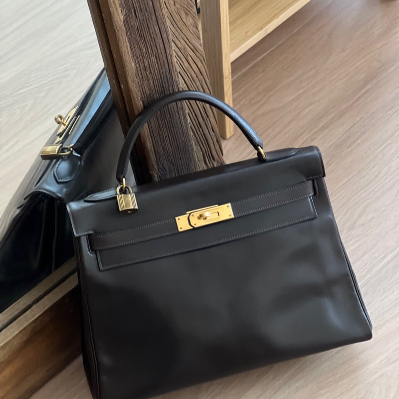 エルメス ケリー32 ボックスカーフ ノワール ゴールド金具 OH刻 エルメス ケリー32 ボックスカーフ ノワール ゴールド金具 OH刻