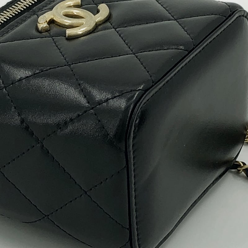 YM  シャネル マトラッセ シャネルマトラッセ バニティー限定ショルダー 8番台 | YM.Boutique