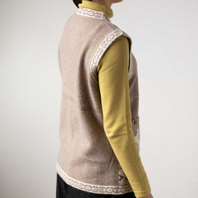 アルパカ混アルパカマークインターシャベスト 』 ミセスのベスト 大人