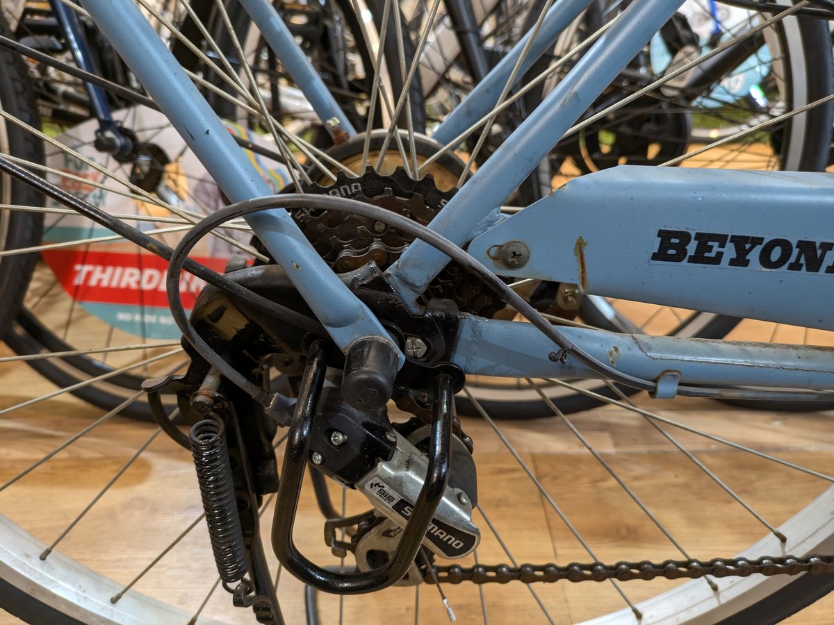 ニ*ム様 中古外装6段変速オートライト自転車（チェーン新品）27インチ※配達地域 ニ*ム様 中古外装6段変速オートライト自転車（チェーン新品）27