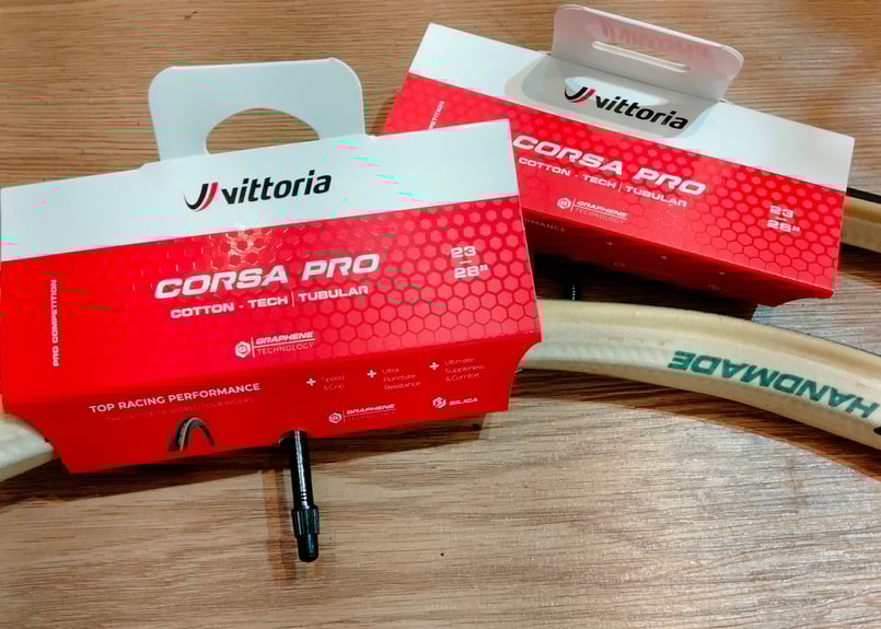 ビットリア コルサプロ チューブラー 2本セット Vittoria CORSA ビットリア コルサプロ チューブラー 2本セット Vittoria CORSA