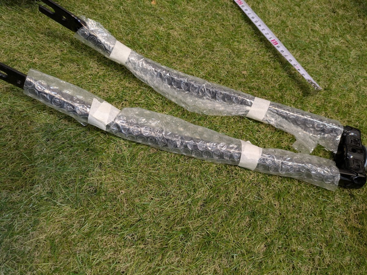 27インチ 自転車 シティサイクル 200mm コラム ブラック 黒 フロント