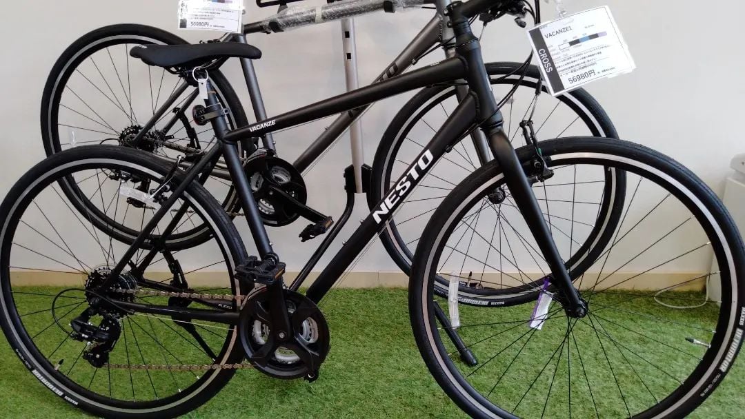 ネスト バカンゼ1 NESTO VACANZE1 クロスバイク 複数カスタム Amazon | ネスト NESTO VACANZE 1 バカンゼ 1 クロスバイク