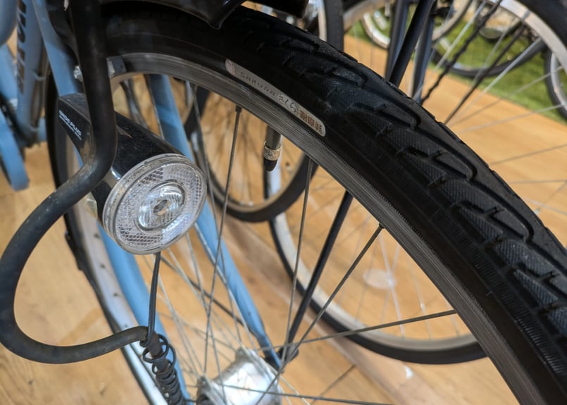 店頭受け渡し 中古 シティサイクル 27インチ 6段変速 オート 店頭受け渡し 中古 シティサイクル 27インチ 6段変速 オート