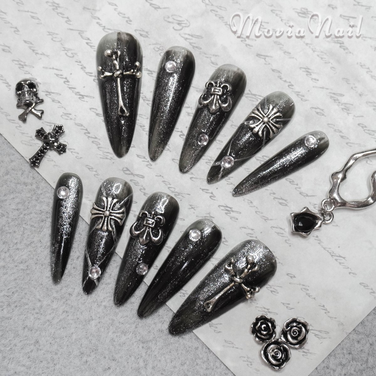 オーダーネイルチップ ゼブラ 天使 ゴシック バンギャ ロック 地雷 痛 fit=scale-down,w=1200