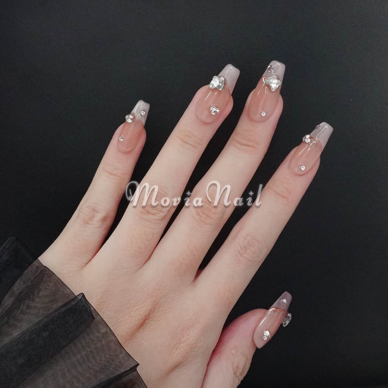 ネイルチップ量産型フレンチガーリー推しネイルワンホンマグネット韓国