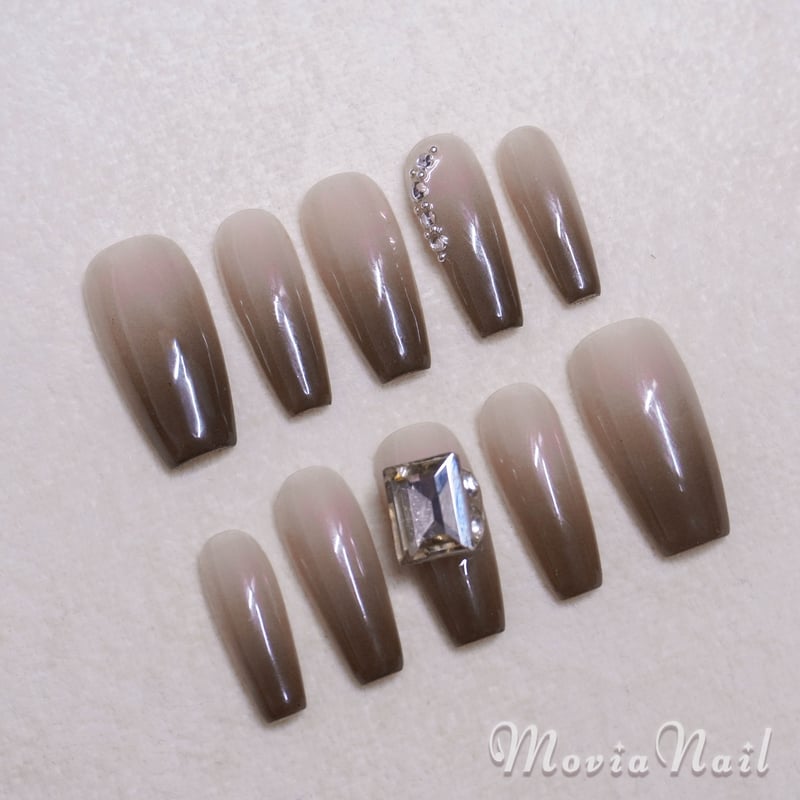 オーダーネイルチップ♡秋冬くすみブラウンフレンチガーリー量産型茶