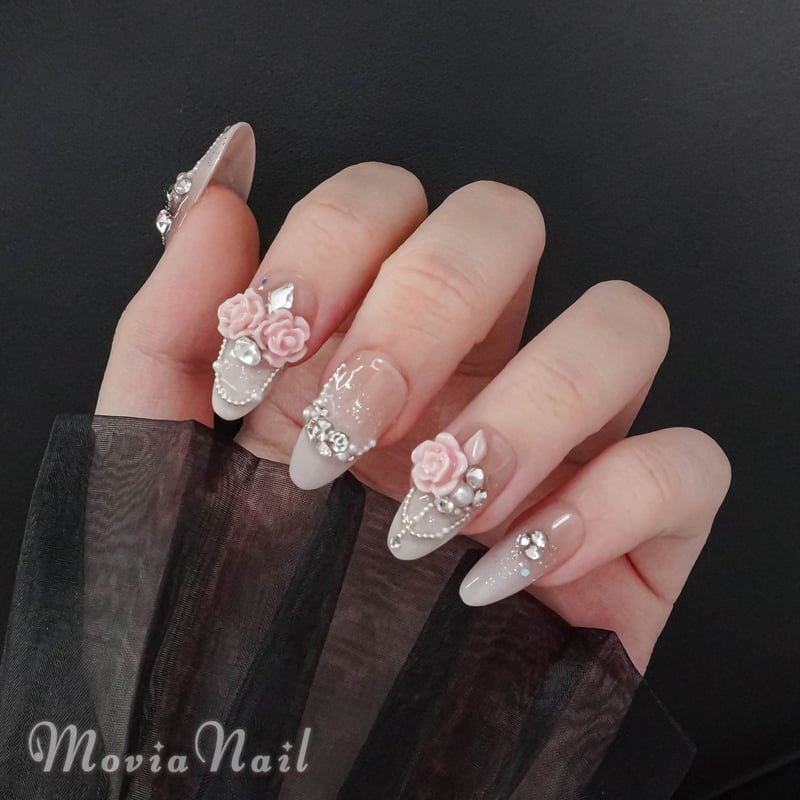 【オーダーページ】ネイルチップ　韓国　ガラスフレンチ　リボン　薔薇 オーダーページ】ネイルチップ 韓国 ガラスフレンチ リボン 薔薇