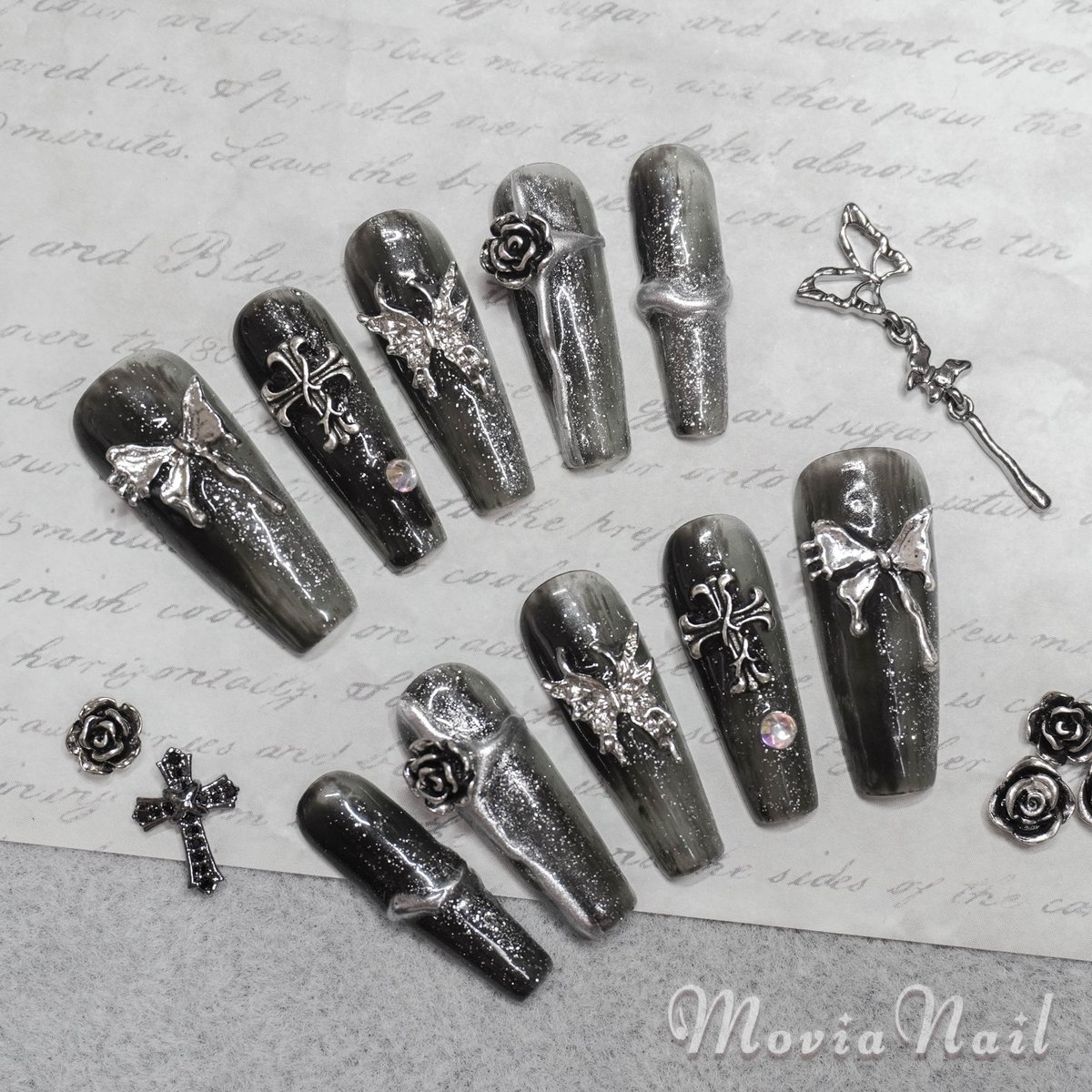 クロムネイル ロングネイルチップ サブカル パンクy2k 黒白マーブル