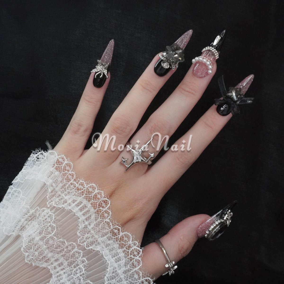 オーダーネイルチップ　量産型　ガーリー　ワンホン　グラデーション　キルティング No.76 オーダー ♡ ハート キルティング リボン フレンチ