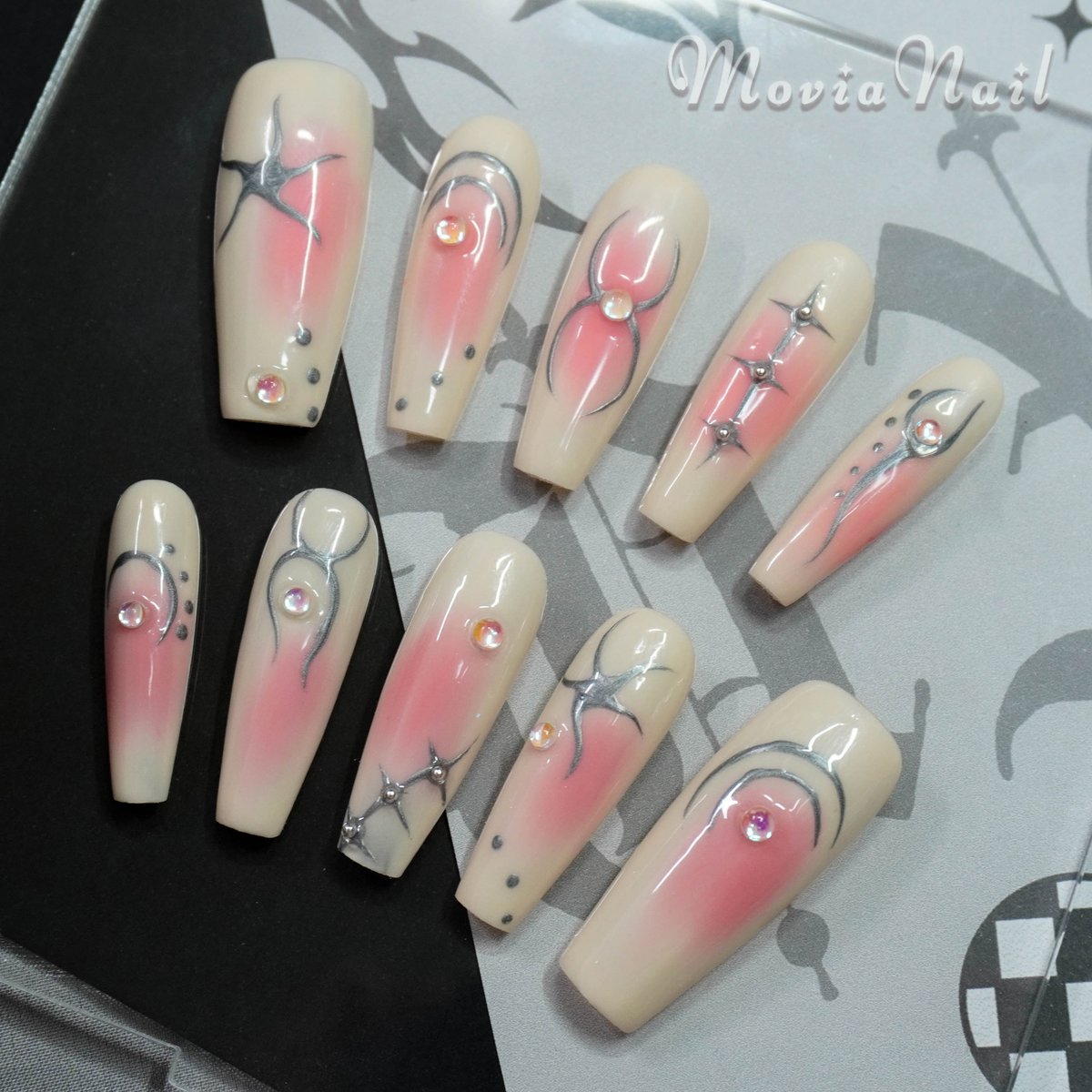 【オーダー専】ネイルチップ サブカル 天使 Y2K チーク 黒 ピンク 水色 オーダー専】ネイルチップ サブカル 天使 Y2K チーク 黒 ピンク