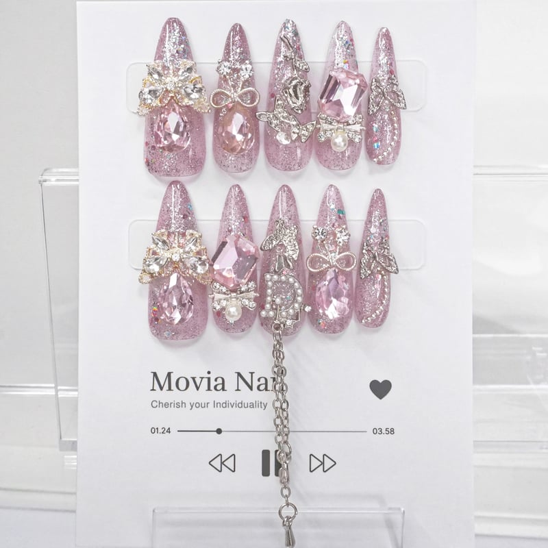 オーダーネイルチップ 地雷系 量産型 ピンク 痛ネイル ゴシック