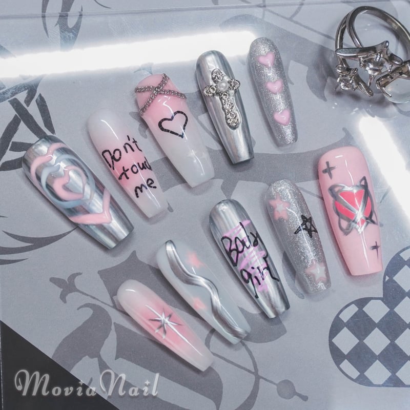 ネイルチップ☆地雷y2kサブカル韓国☆シルバーピンク☆個性派バンギャ