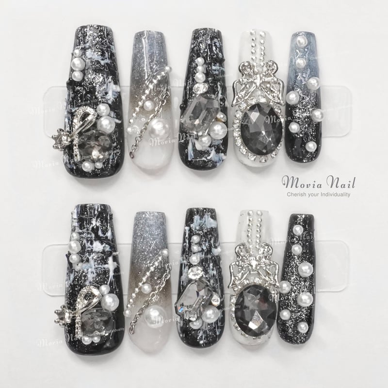 2780円SALE  オーダーネイルチップ　地雷量産ライブフレンチツイード黒 ネイルチップ 量産型 地雷系 クロムパーツ ネイルチップ（つけ爪