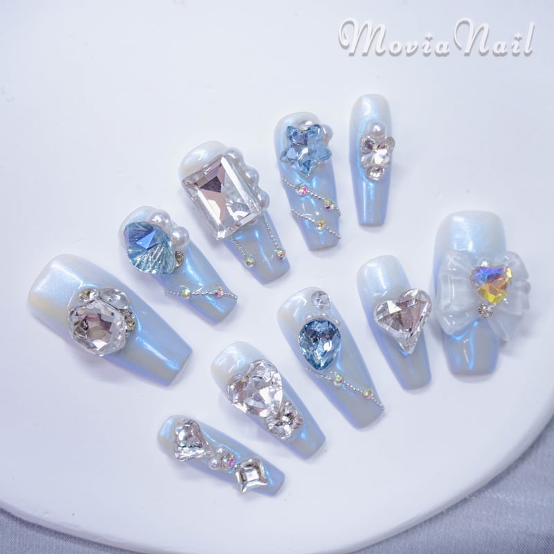 オーダー◇ネイルチップ 水色 白グラデ 薔薇 リボン 量産型 推し 韓国 オーダー◇ネイルチップ 水色 白グラデ 薔薇 リボン 量産型 推し 韓国