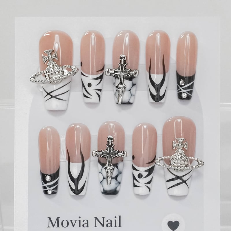 白黒72XS☆73S☆74M☆地雷y2kサブカル韓国ギャルゴシック炎シズニルック