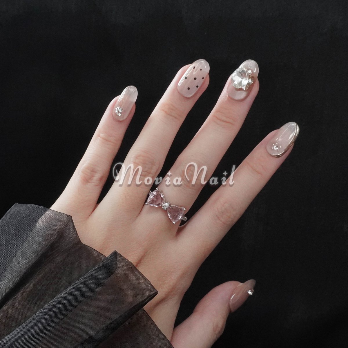 オーダーネイルチップ　ニュアンス　リボン　ワンホン　推し　マグネットno.65 オーダーネイルチップ ニュアンス リボン ワンホン 推し マグネットno