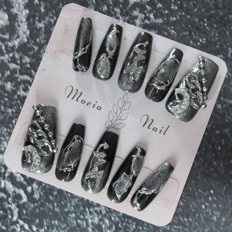 現品ネイルチップ シルバーグリッター蝶々チェーン金属風 地雷系