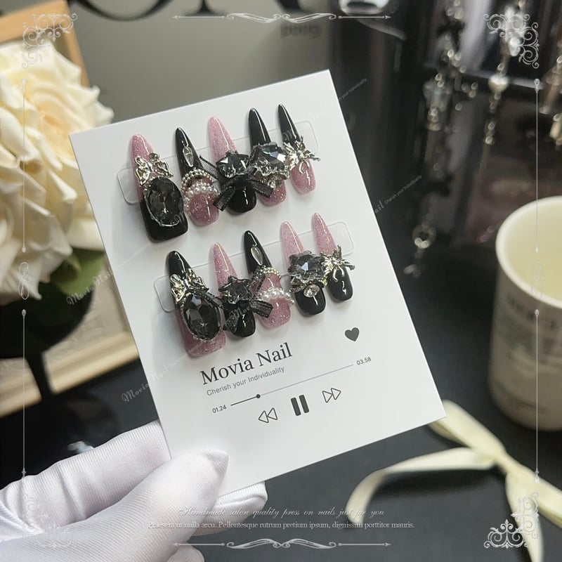 お急ぎ便A♥ネイルチップ 量産型 韓国 現品 ちゅるん オタク 黒 フレンチ ネイルチップ 現品 黒フレンチ 量産型 スナ系 ちゅるん リボン