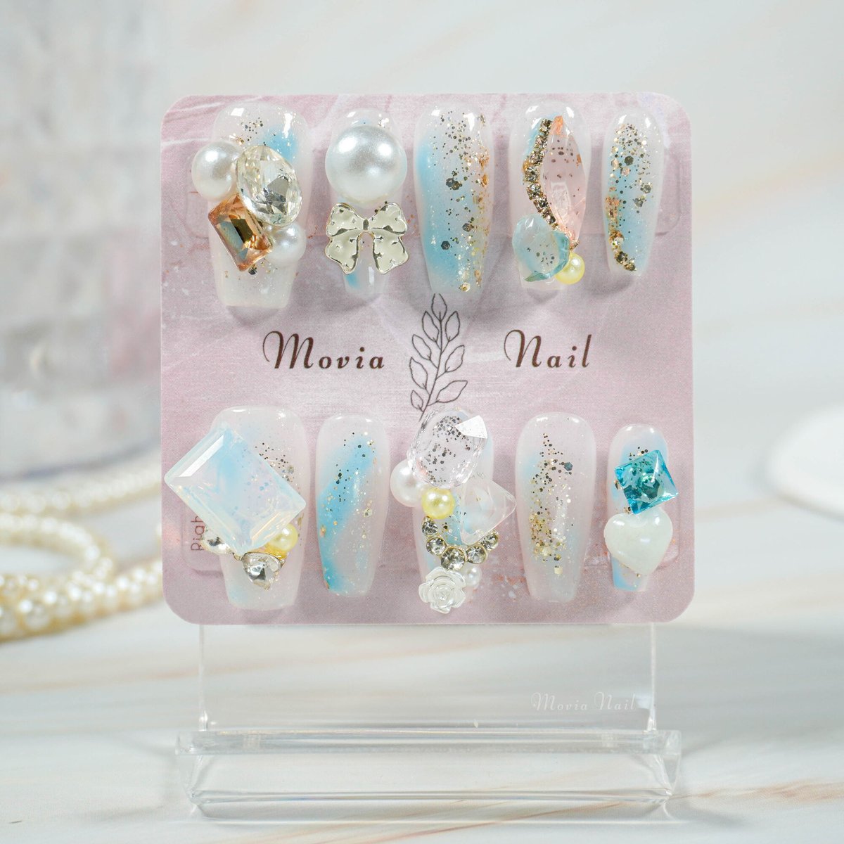 ライトブルー リボン ベルト 地雷系 ジェルネイルチップ ミディアムオーバル ライトブルー リボン ベルト 地雷系 ジェルネイルチップ ミディアム