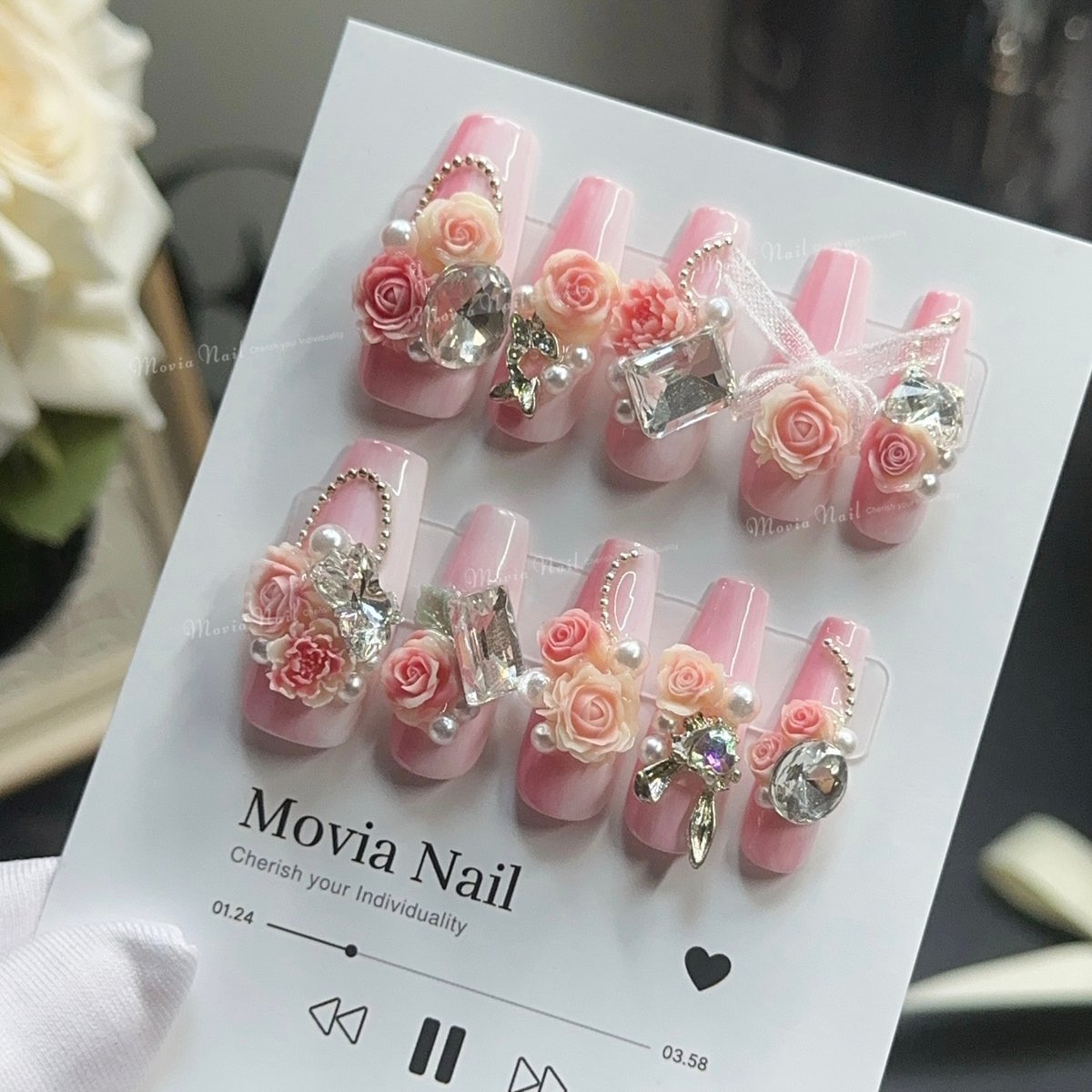 5月中発送♡ ネイルチップ 量産型 韓国 シンプル カラグラ 現品 推し活グッズ ネイルチップ 量産型 韓国 チェック柄 フレンチ ピンク ハート
