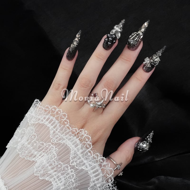 オーダー 量産 地雷 y2k ゴシップ LIVE 闇 ビジュー ネイルチップ fit=scale-down,w=1200