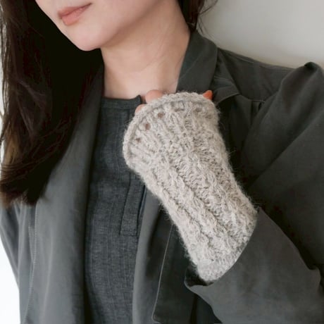 【編み物キット】Beech Forest Wrist Warmers / 日本語文章パターン(編み図付き）