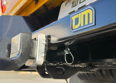 【ハイラックス】TJM リアアイアンバンパー　Rear protection bar