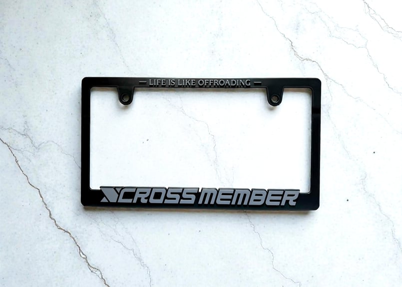 車検法規対応品】オリジナル立体ナンバーフレーム | CROSS MEMBER