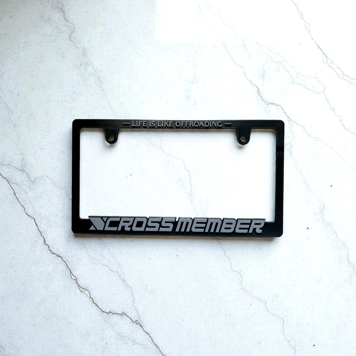 車検法規対応品】オリジナル立体ナンバーフレーム | CROSS MEMBER