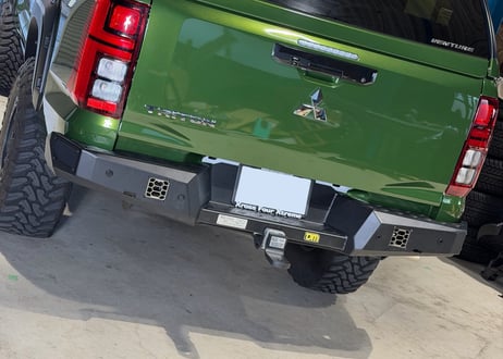 【トライトン】TJM リア用アイアンバンパー　Rear protection bar