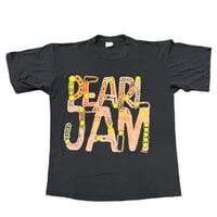 pearl jam T-shirt