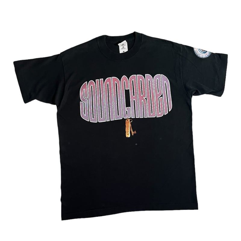 SOUNDGARDEN SUPER UNKNOWN T-shirt | DIRTY BOOTH