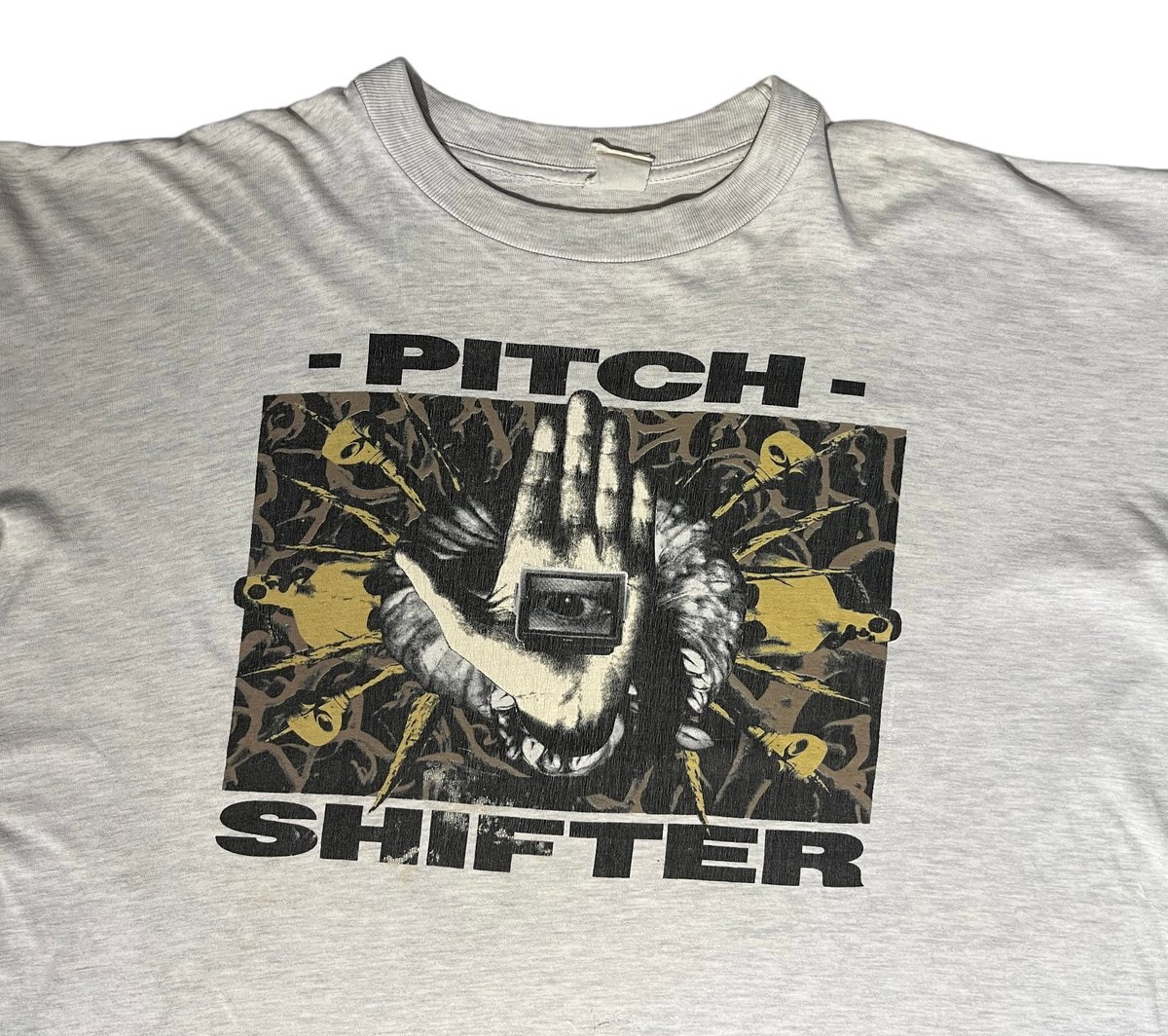 PITCH SHIFTER T-shirt | DIRTY BOOTH
