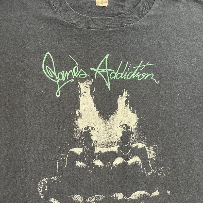 Jane's Addiction T-shirt nothing's shocking | D Jane's Addiction T-shirt nothing's shocking | D