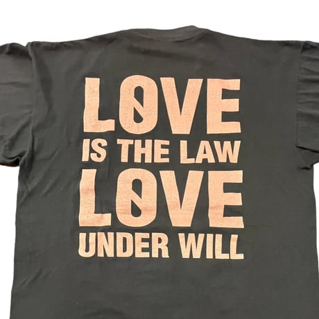 pearl jam T-shirt