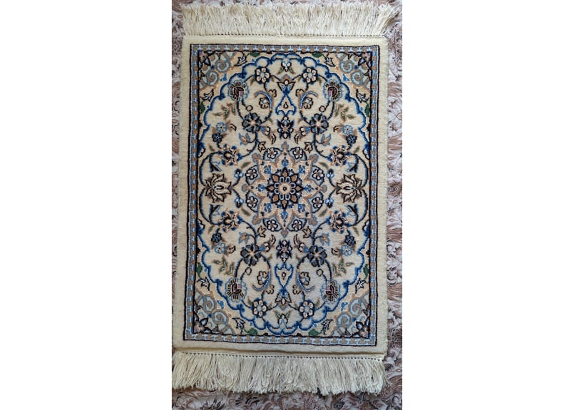 ペルシャ絨毯 ナインPe-3 | ギャッベの森 STORE