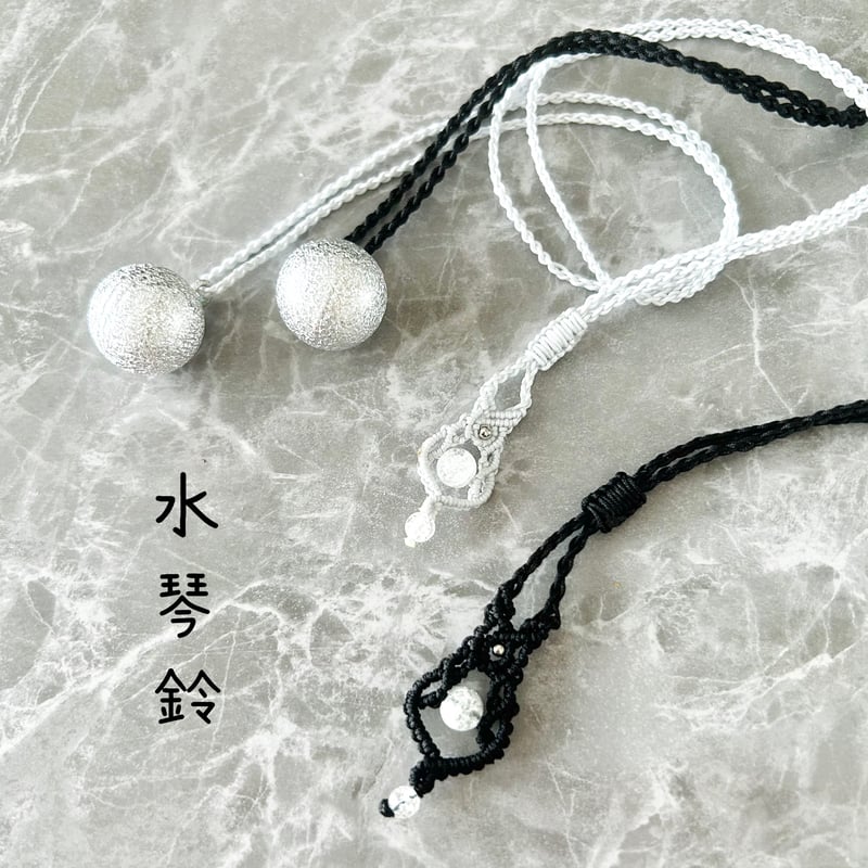 清らかな音色♪「水琴鈴」と水晶のコード編みネックレス＊天然石