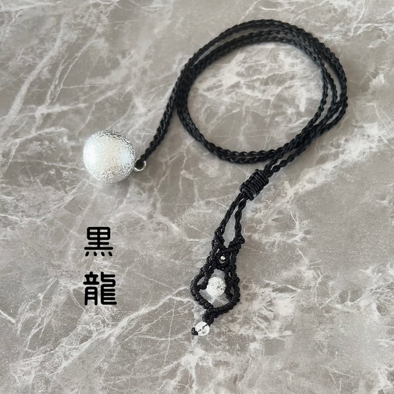 清らかな音色♪「水琴鈴」と水晶のコード編みネックレス＊天然石