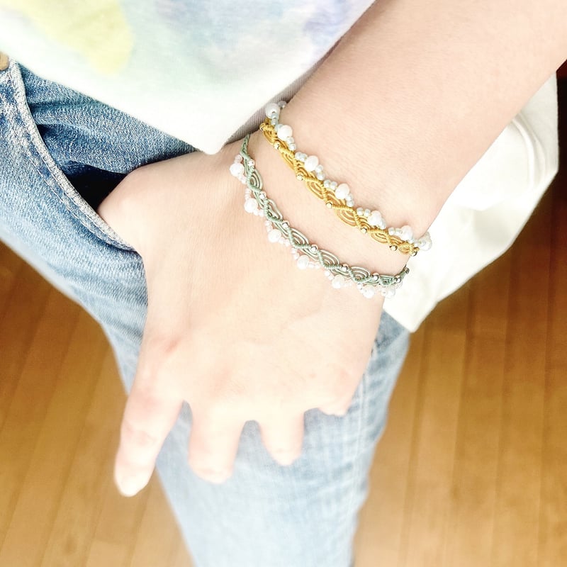 ビーズと紐のフリルブレスレット＊シーグリーン＊ ミサンガ風 | ALBA