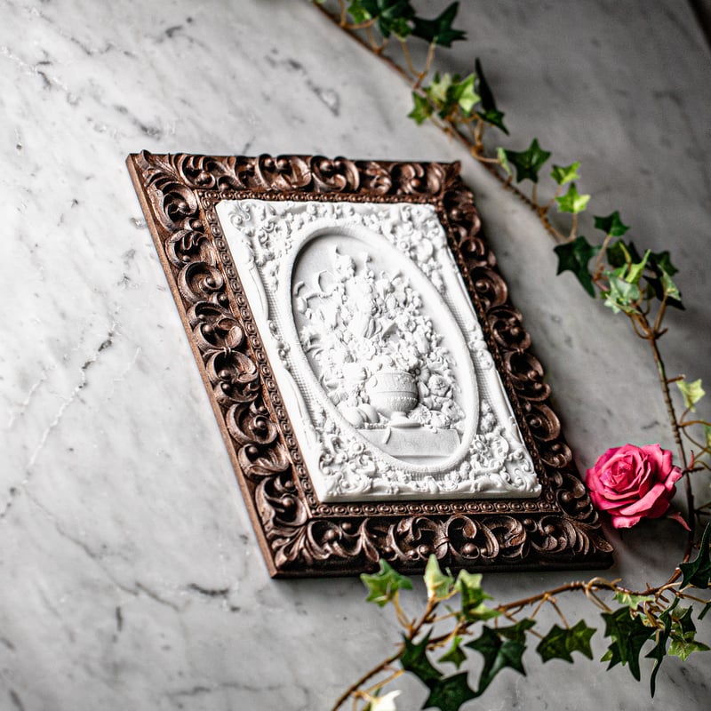 壁掛けレリーフ彫刻】花瓶【大理石とウォールナット】 | 石のシンシア